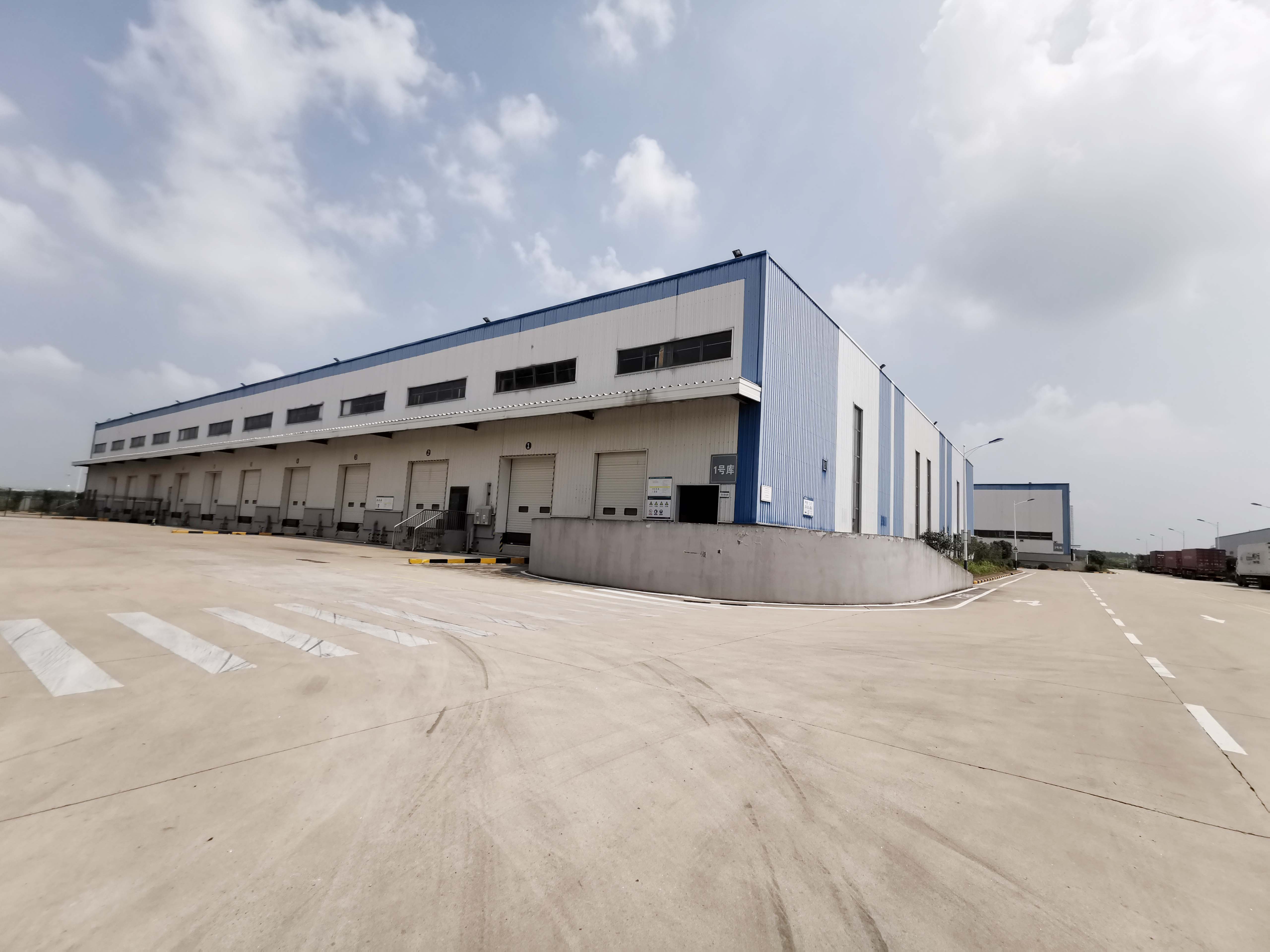 安徽半山装饰,厂房装修施工强防水更出色!(图1) 安徽半山装饰,厂房装修施工强防水更出色!(图1)