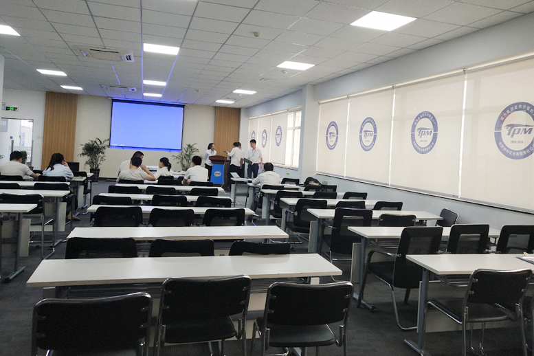 伊利厂房办公室会议室车间翻新改造工程(图5)