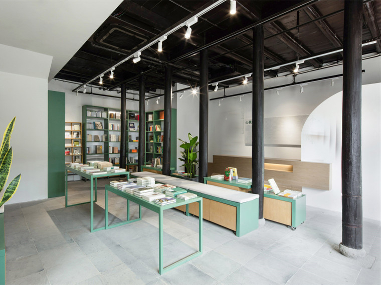 安庆市300平方三角书店装修设计(图1)