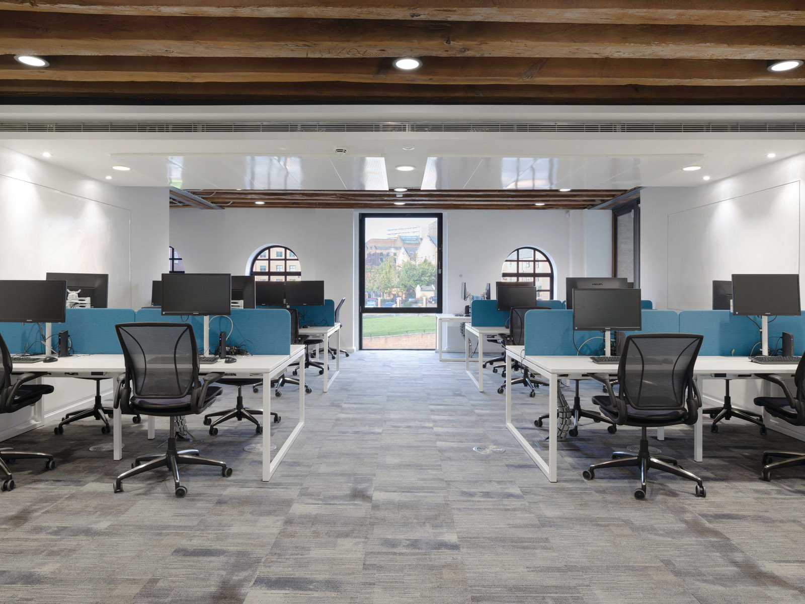 合肥政务区1800平方创意办公室装修设计项目案例分析(图3)